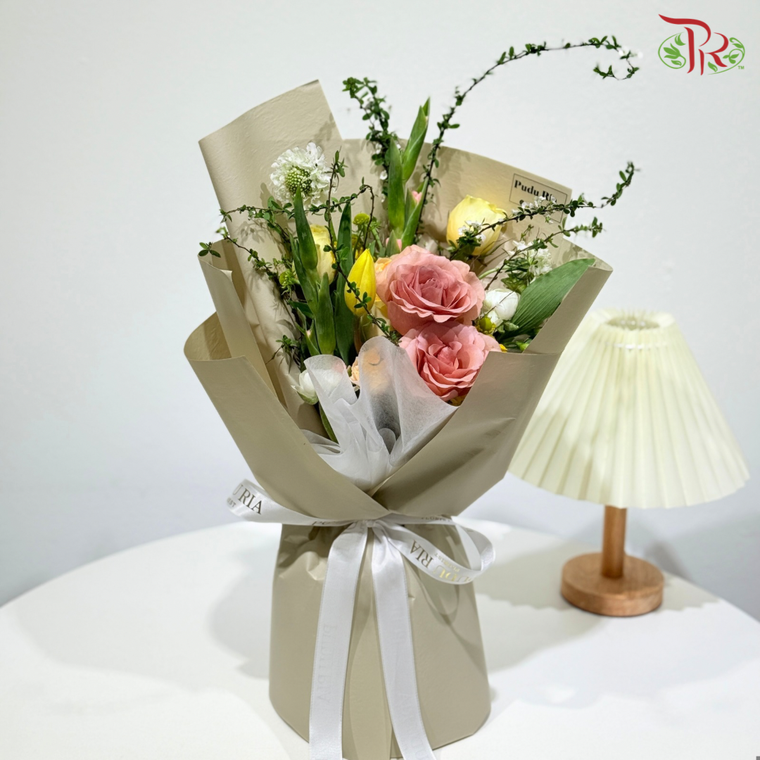 Signature Weekly Flower Bunch - Sunset Blush Medium With Wrapping